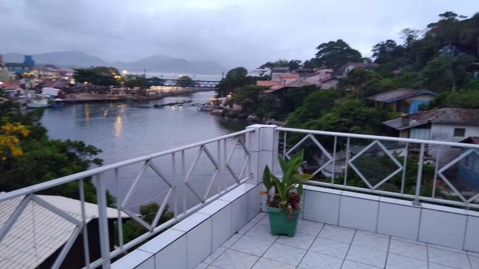 Olhar Da Barra Hospedagem - Casa Branca Villa Florianopolis Brazil